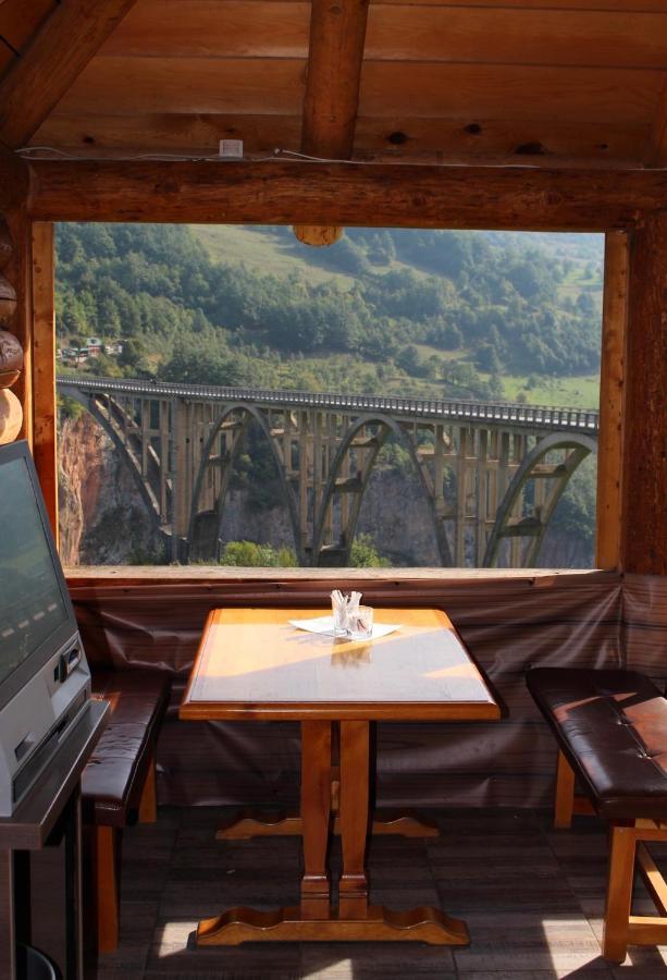 Tara Bridge Castle Hotel Zabljak  Bagian luar foto