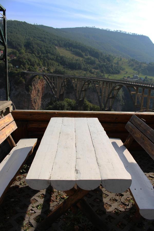 Tara Bridge Castle Hotel Zabljak  Bagian luar foto