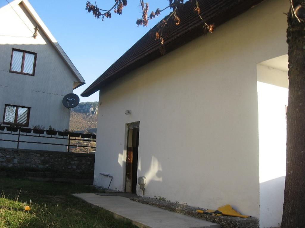 Tara Bridge Castle Hotel Zabljak  Bagian luar foto